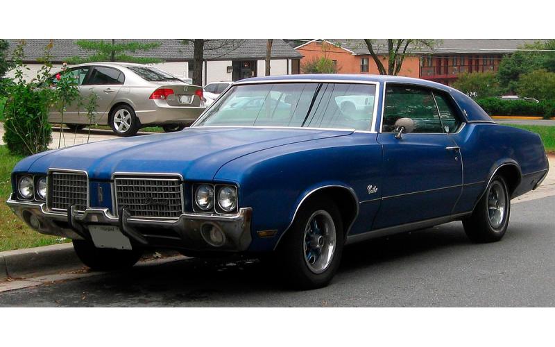 Oldsmobile Cutlass фото 2