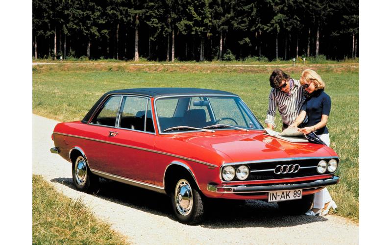 Audi 100-4