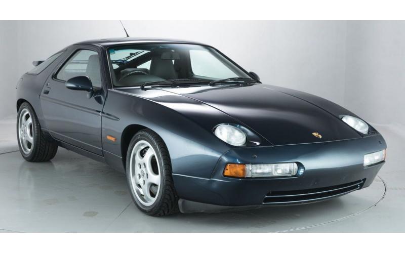 Porsche 928