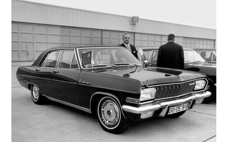 Opel Diplomat A фото 2