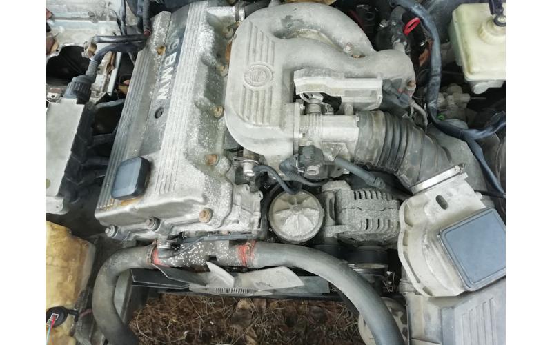 Двигатель M43 фото 2